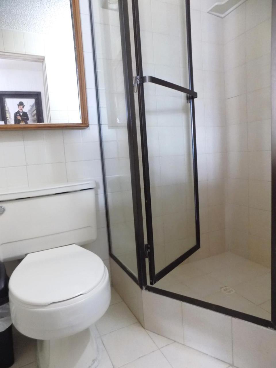 Room And Private Bathroom At Chapinero Alto Μπογκοτά Εξωτερικό φωτογραφία